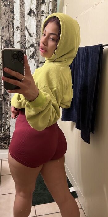 Lesly Hernandez