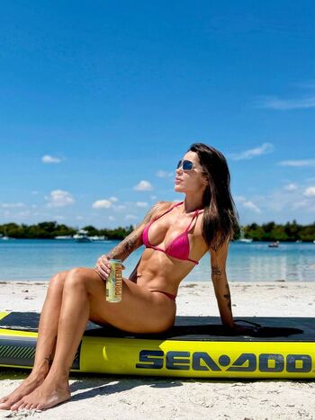 Full leaked Leticia bufoni private onlyfans photo