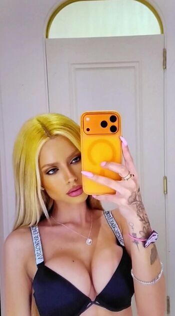 Full leaked Leticia castilho page private onlyfans photo