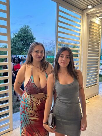 Full leaked Letizia f page private onlyfans photo