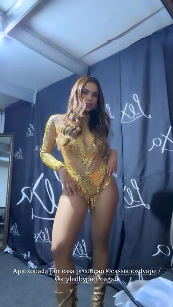 Full leaked Ms fit toy/ private onlyfans photo
