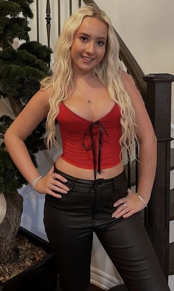 Full leaked Lexi booker private onlyfans photo