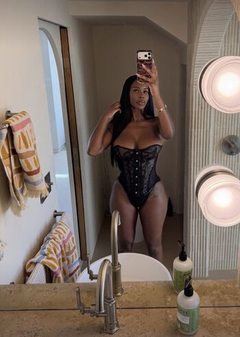Full leaked Lexi hart private onlyfans photo