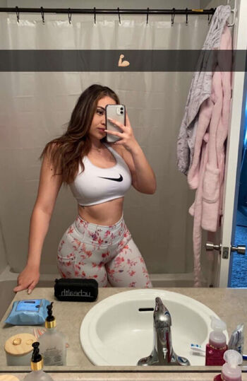 Full leaked Lexielvpez private onlyfans photo