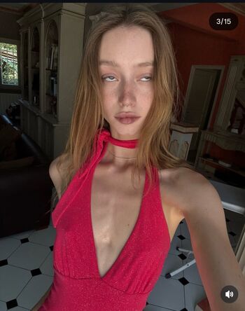 Full leaked Lflorafaunal private onlyfans photo