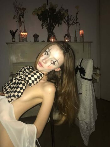 Full leaked Lflorafaunal private onlyfans photo