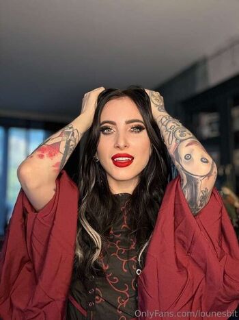 Full leaked Lia louise private onlyfans photo