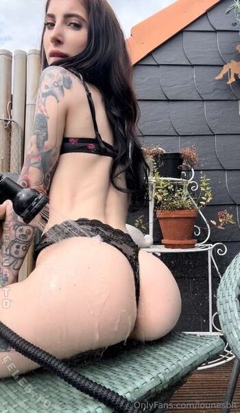 Lia Louise