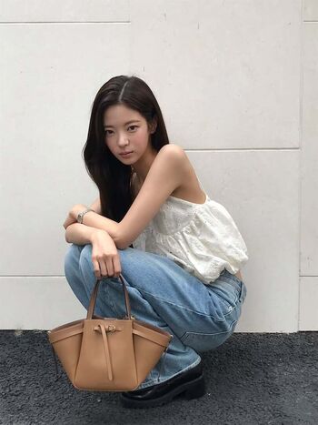lia_loves___