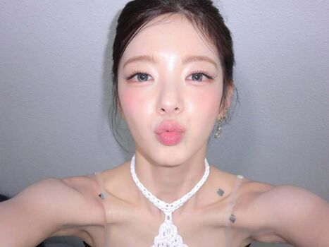 lia_loves___