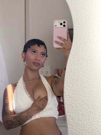 Full leaked Liaaevr private onlyfans photo