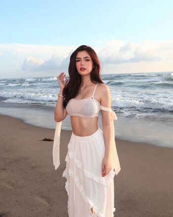 Full leaked Liana mae private onlyfans photo
