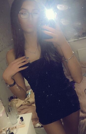 Full leaked Liarna bate private onlyfans photo