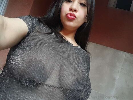 Full leaked Licy boobs private onlyfans photo