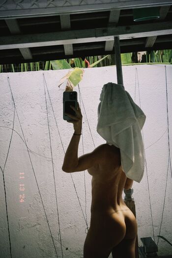 Full leaked Liddiaa private onlyfans photo