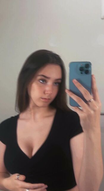 Full leaked Lidyuh page private onlyfans photo