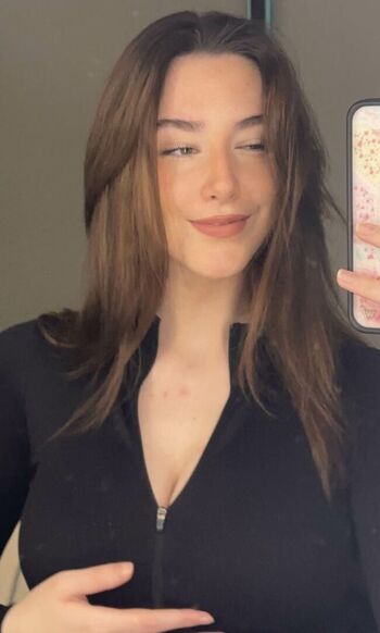 Full leaked Lidyuh page private onlyfans photo