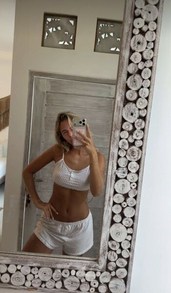 Full leaked Lies zhara private onlyfans photo