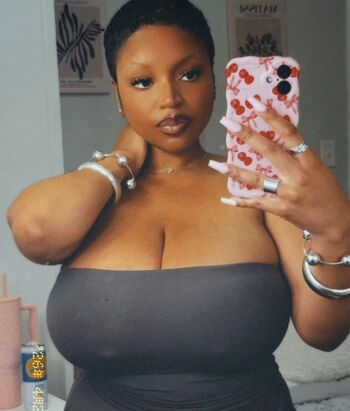 Full leaked Lifeeofjanaeee private onlyfans photo