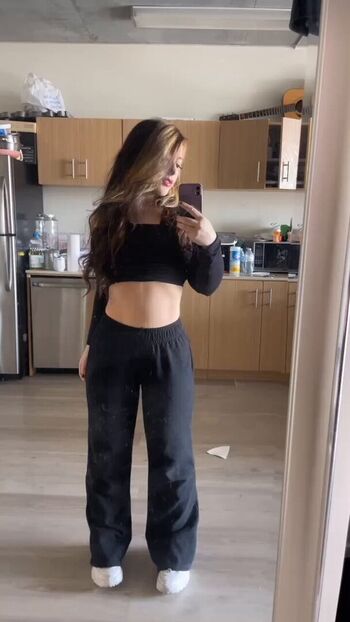 Full leaked Lifeismizzy private onlyfans photo