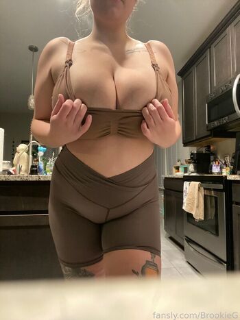 Full leaked Lifeof brookieg private onlyfans photo
