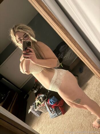 Full leaked Lifeof brookieg private onlyfans photo