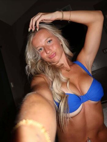 Full leaked Lifewbrooke page private onlyfans photo