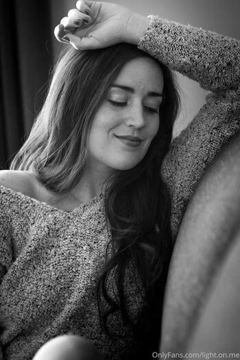 Full leaked Light on me vip page private onlyfans photo