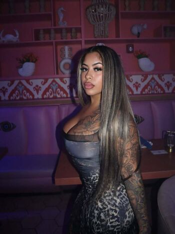 Full leaked Lightskin  page private onlyfans photo