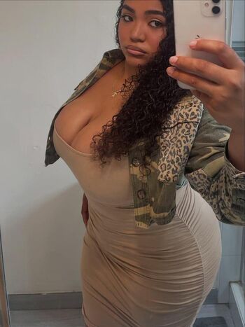 Full leaked Lightskin page private onlyfans photo