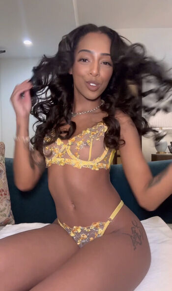 Full leaked Lightskin page private onlyfans photo