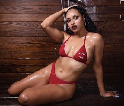 Full leaked Lightskin  page private onlyfans photo