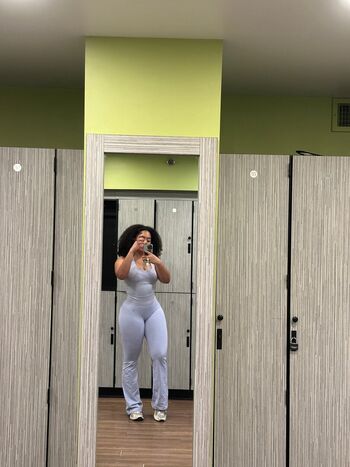 Lihanacolonn, Lihanaca