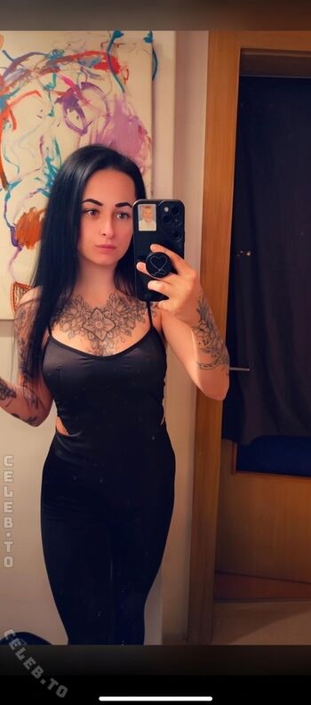 Full leaked Lii ssa private onlyfans photo
