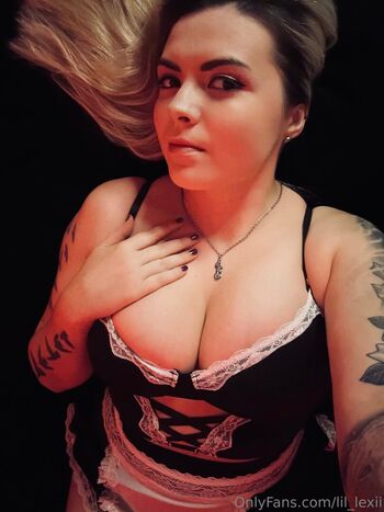 Full leaked Lil lexi private onlyfans photo