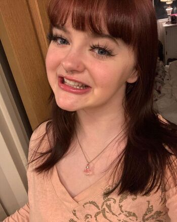 Full leaked Lil strawbs private onlyfans photo