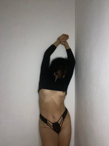 Full leaked Lila private onlyfans photo