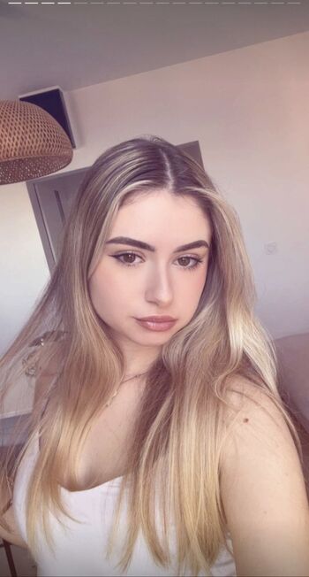 Full leaked Lilaspeach private onlyfans photo