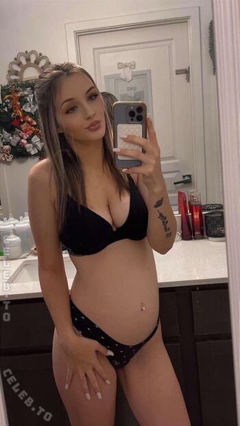 Full leaked Lilbabybear private onlyfans photo