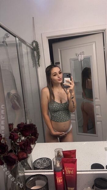 Full leaked Lilbabybear private onlyfans photo