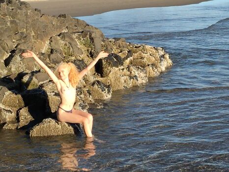 Full leaked Lilbabybrexxx private onlyfans photo