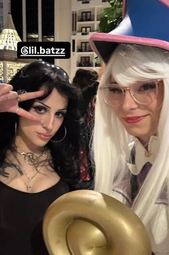 Full leaked Lilbatty page private onlyfans photo