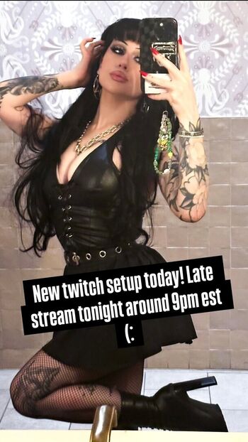 Full leaked Lilbatty page private onlyfans photo