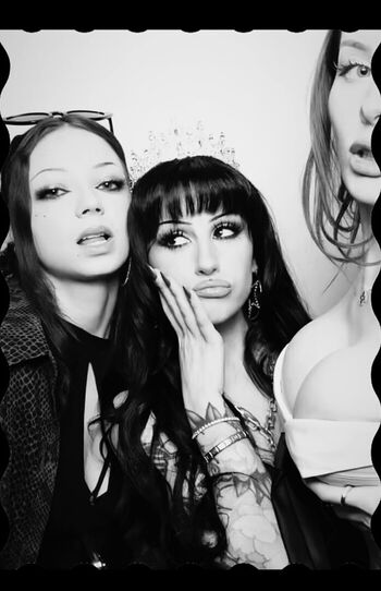 Full leaked Lilbatty page private onlyfans photo