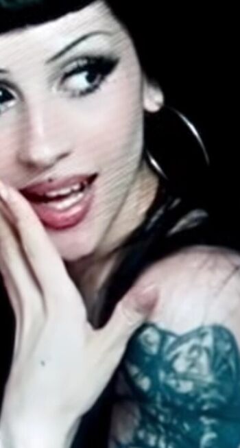 Full leaked Lilbatty private onlyfans photo