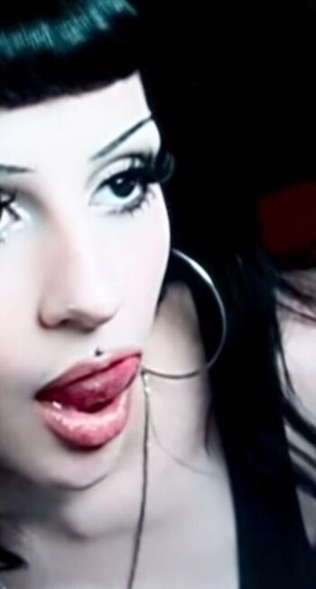 Full leaked Lilbatty private onlyfans photo