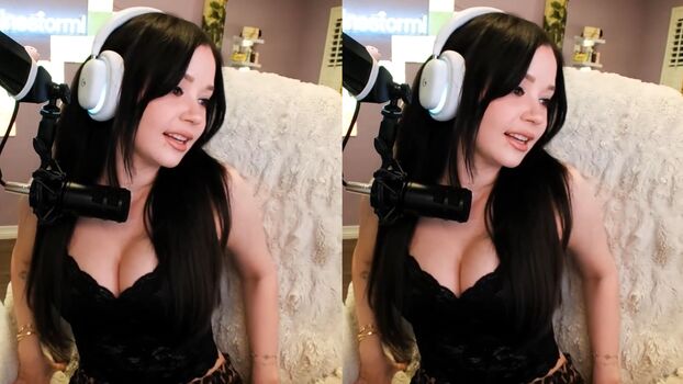 Full leaked Lilchiipmunk page private onlyfans photo