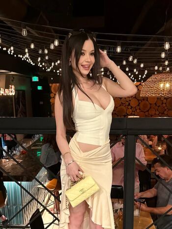 Full leaked Lilchiipmunk page private onlyfans photo