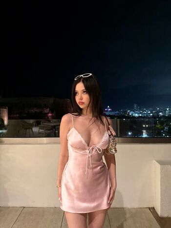 Full leaked Lilchiipmunk private onlyfans photo