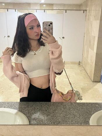 Full leaked Lilcutiecherie private onlyfans photo